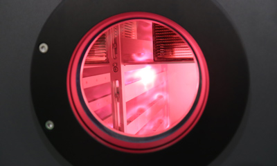 半導(dǎo)體封裝段采用微波等離子清洗機的技術(shù)優(yōu)勢分析